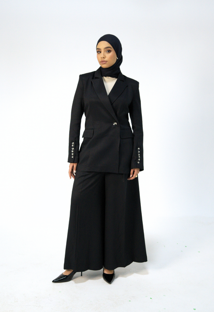 One-button tailored blazer